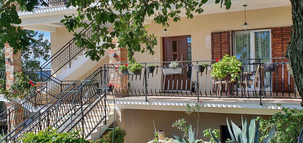 Holiday Apartment Arman Vizinada Exterior photo